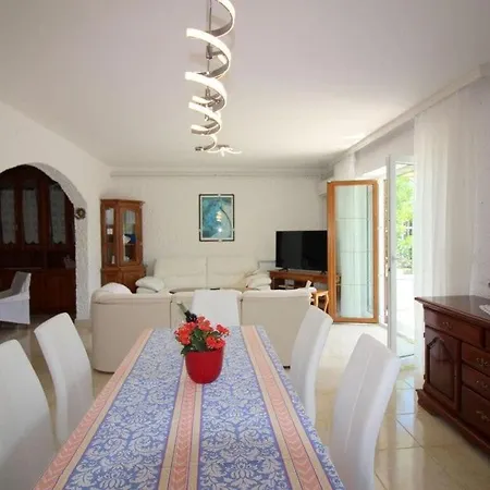 Lavanda Comfortable Holiday *